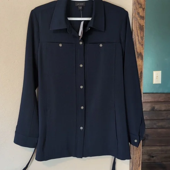 J. Jill Wearever Collection Navy Button-Up Shirt Jacky with Belt - Picture 7 of 9